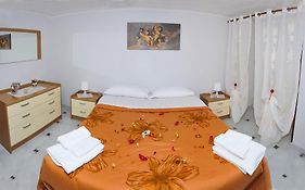 Welcome House